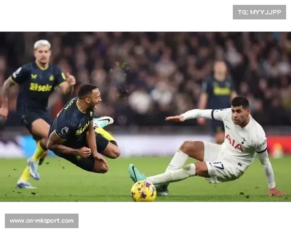 罗梅罗：生涯首度梅开二度，热刺后卫成绝平英雄